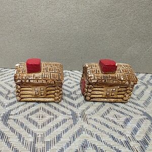 Vintage Log Cabin Shaker Set Chalkware